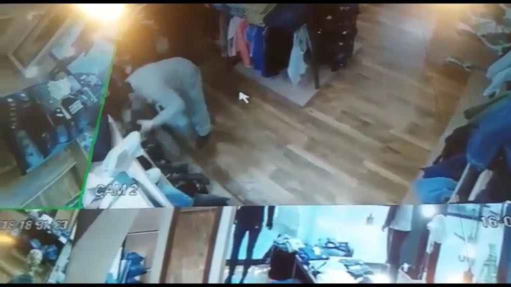 SIP de Carabineros detiene a integrante de una banda que robaba prendas de vestir con el método de la «caja mágica»