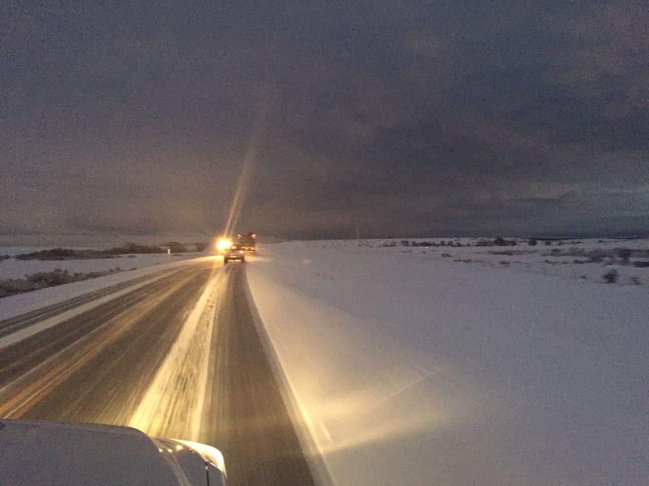 Ruta 9 desde Villa Tehuelches al norte en mal estado por fuerte nevada
