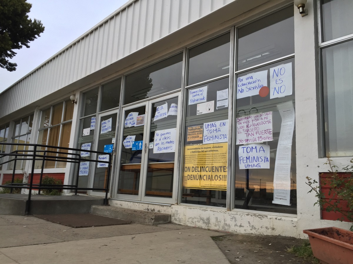 Continua paro en la UMAG. Alumnas enviaron por mail petitorio al rector