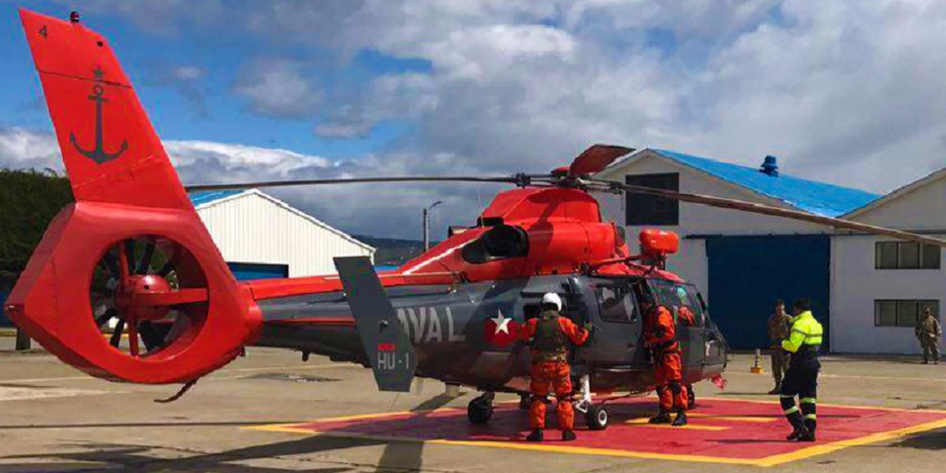 III Zona Naval efectúa evacuación médica aérea de pescador artesanal desde isla Lennox