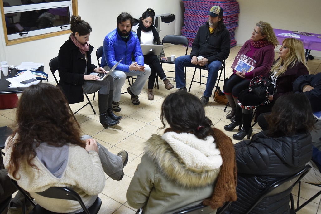 Gabriel Boric en visita a Puerto Natales: “Es fundamental que los diputados estemos presentes en las calles de nuestras regiones”