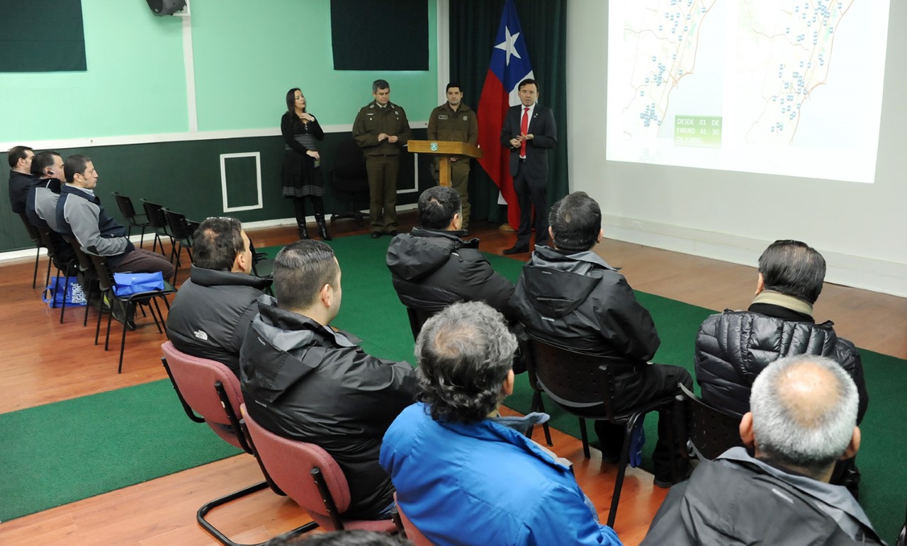 Carabineros realizó inducción a funcionarios de Patrullas Comunitarias de la Municipalidad de Punta Arenas