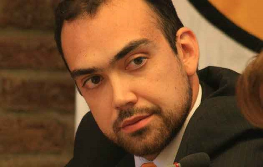 Diputado del Partido Radical Karim Bianchi se refiere a proyecto de Estatuto Joven