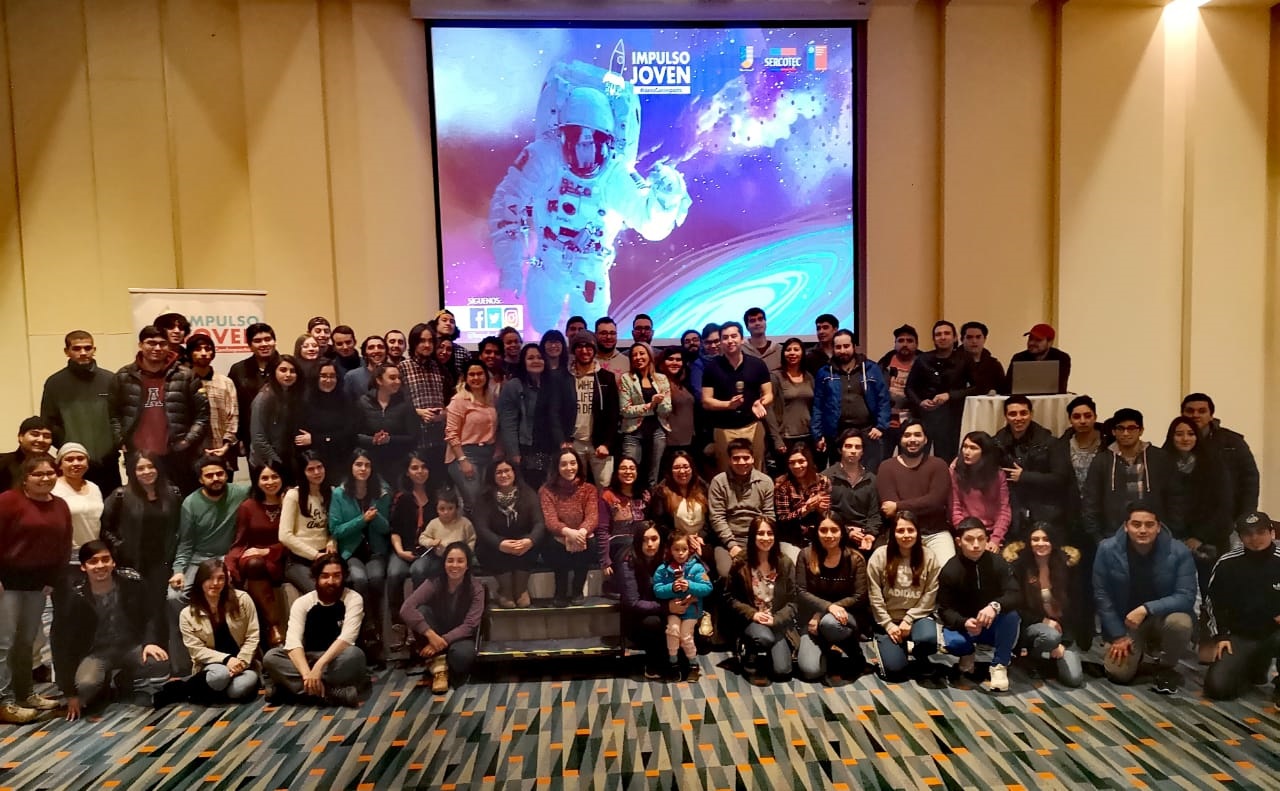 Más de 250 jóvenes participaron del 1er Taller de Impulso Joven 2018 en Punta Arenas