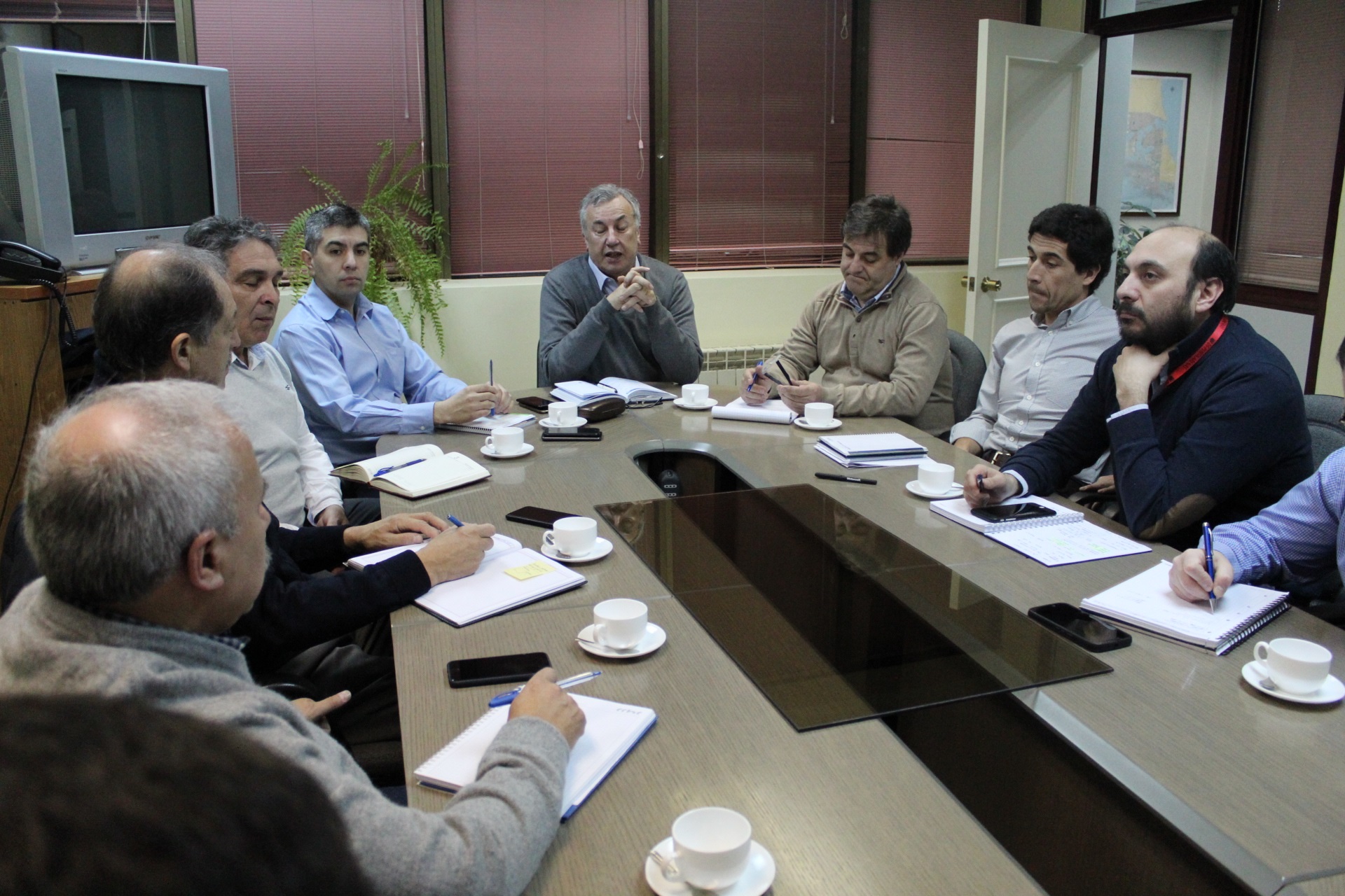 Directivos de la Cámara Chilena de la Construcción de Punta Arenas se reunieron con autoridades del MOP