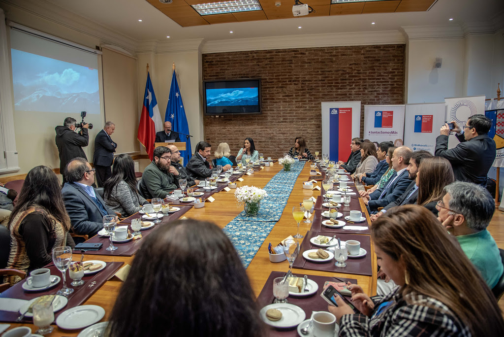 Intendenta Castañón homenajeó a mujeres en el día del minero