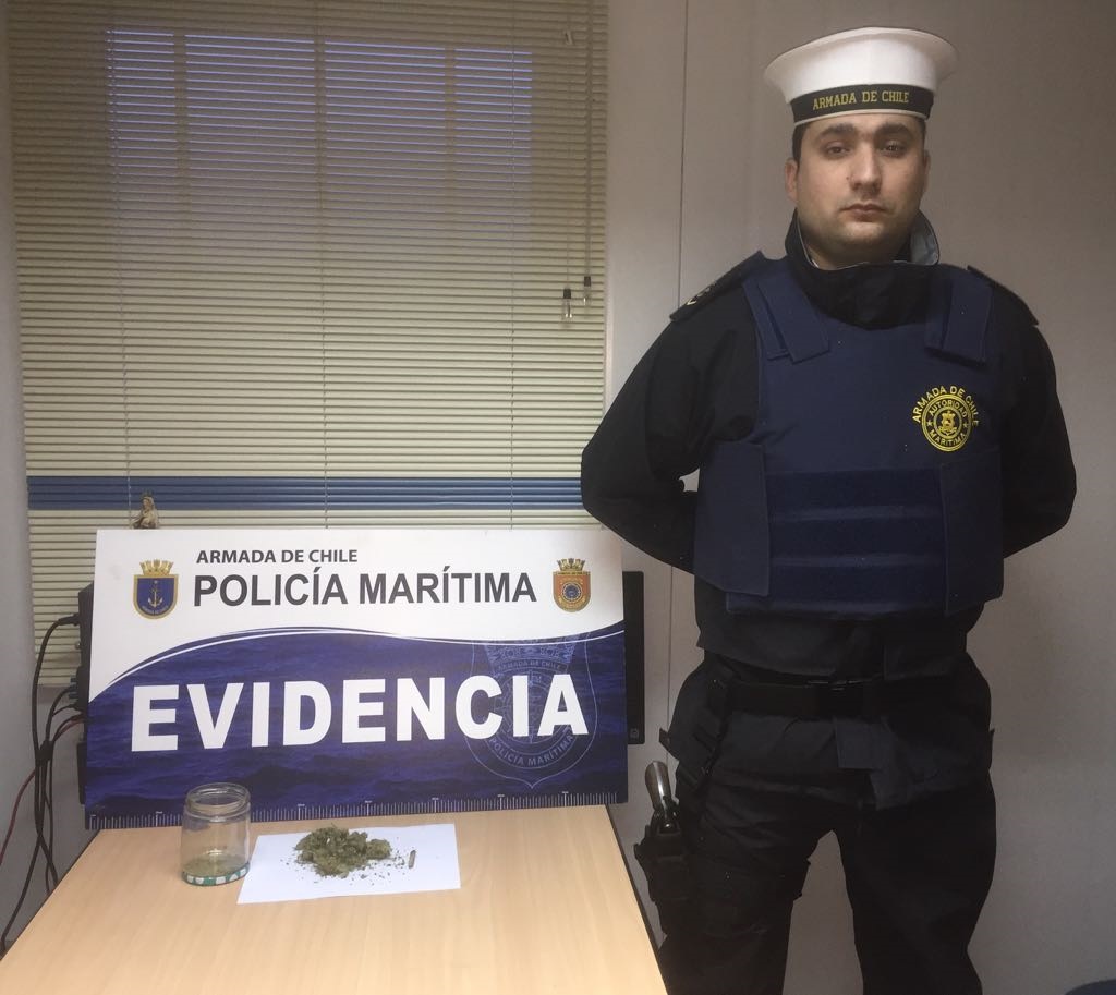 Tres pasajeros portaban marihuana a bordo de ferry en Tierra del Fuego