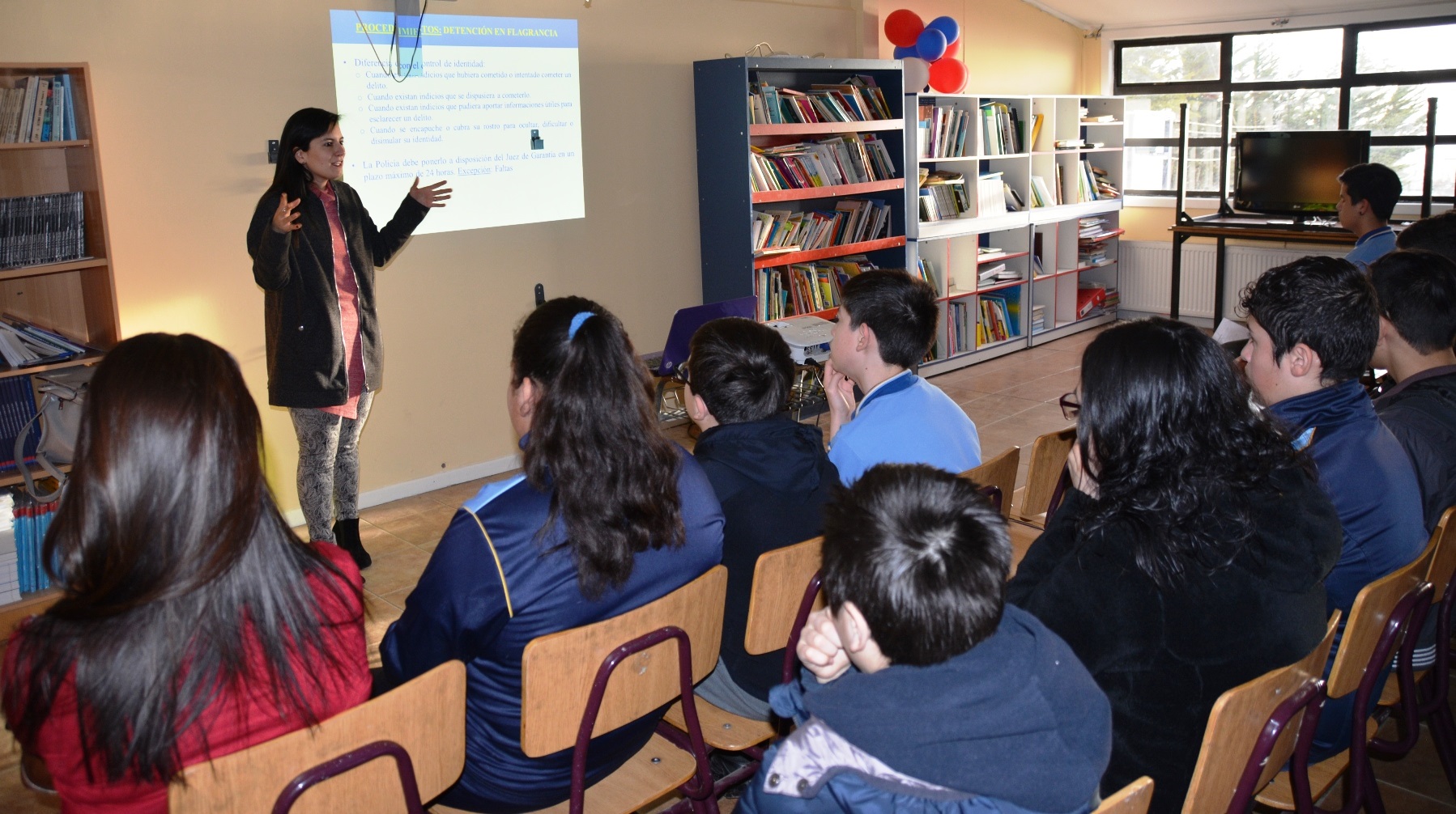Alumnos de la Escuela Pedro Sarmiento de Gamboa hablaron de responsabilidad penal adolescente