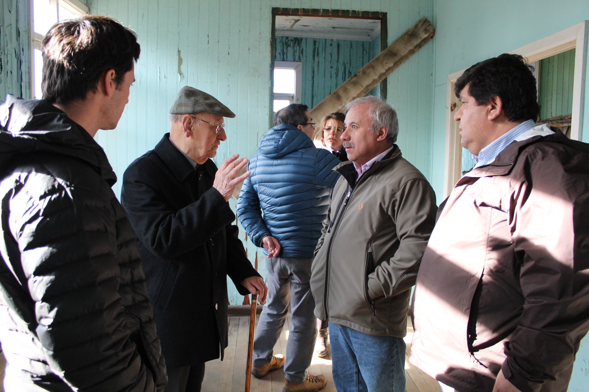 Mateo Martinic presenta a CChC Punta Arenas proyecto de restauración de la Primera Casa de las Telecomunicaciones de Magallanes