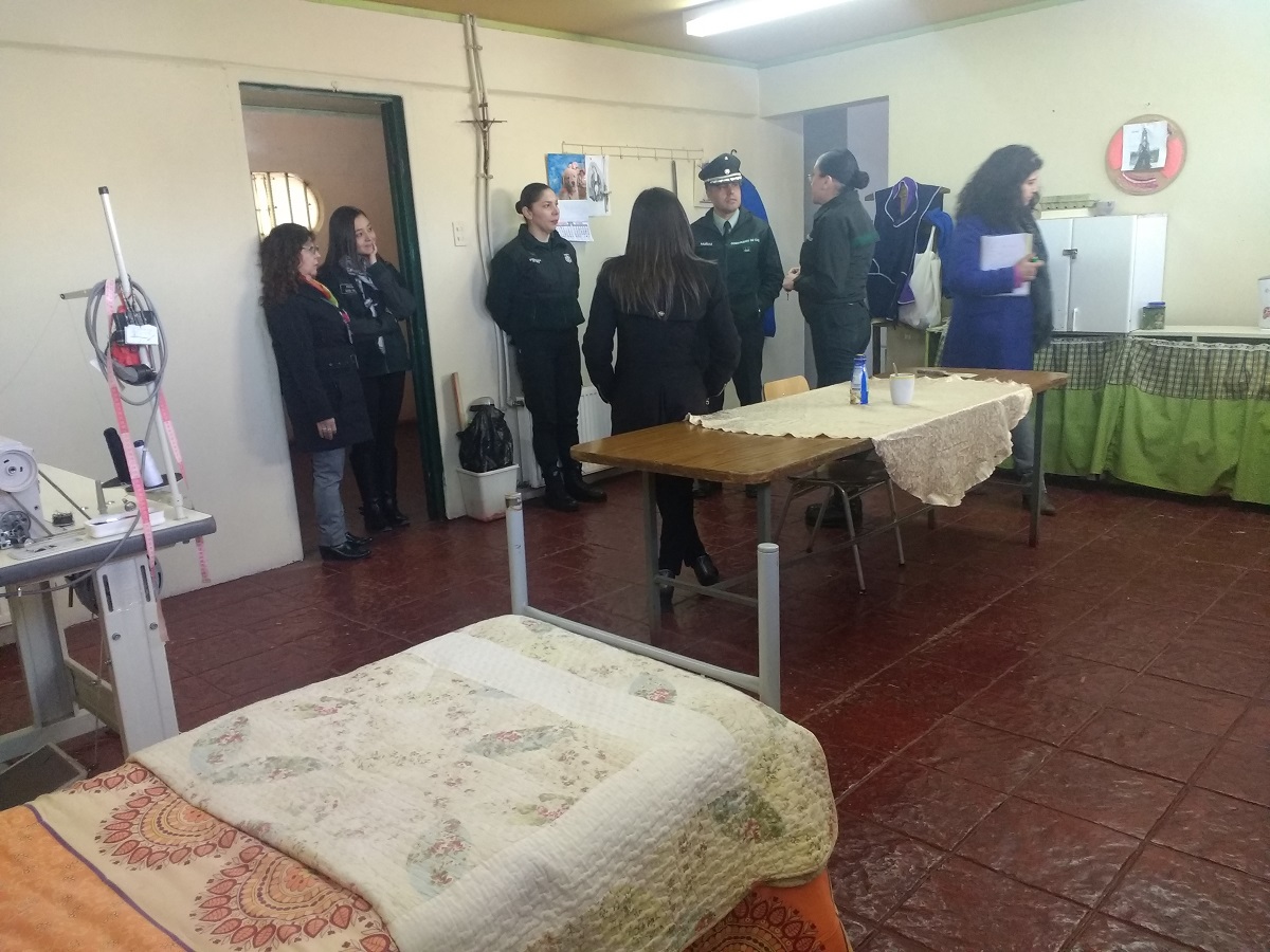 Tras situación judicial de ciudadana haitiana, “Gendarmería es garante de la estadía de interna y su hijo”