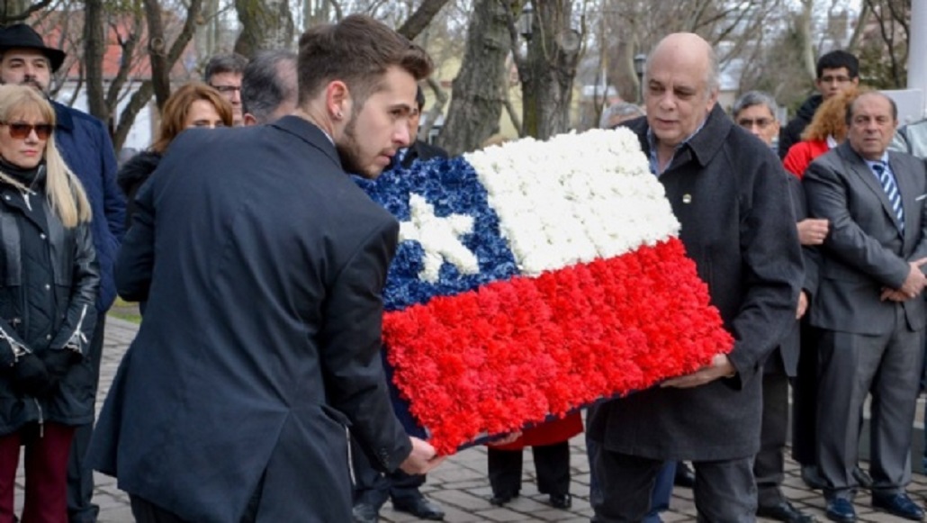 Actos oficiales por el 208° Aniversario de la Independencia de Chile se realizaron en Río Gallegos, Argentina