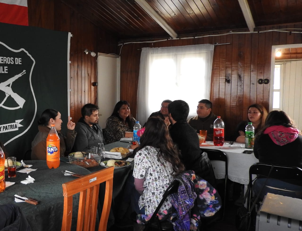 Exitosa ronda cívica y de Salud realizan desde Puerto Williams en la localidad de Puerto Toro