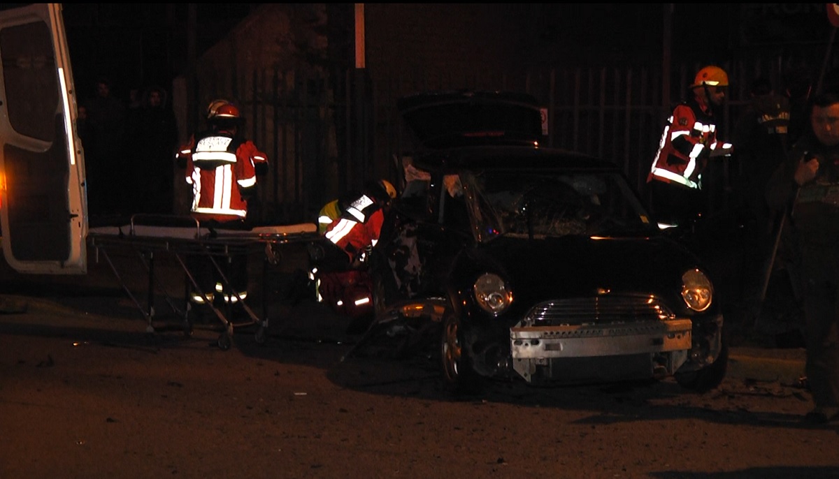 Accidente del tránsito en Avenida Bulnes esta madrugada deja una persona fallecida