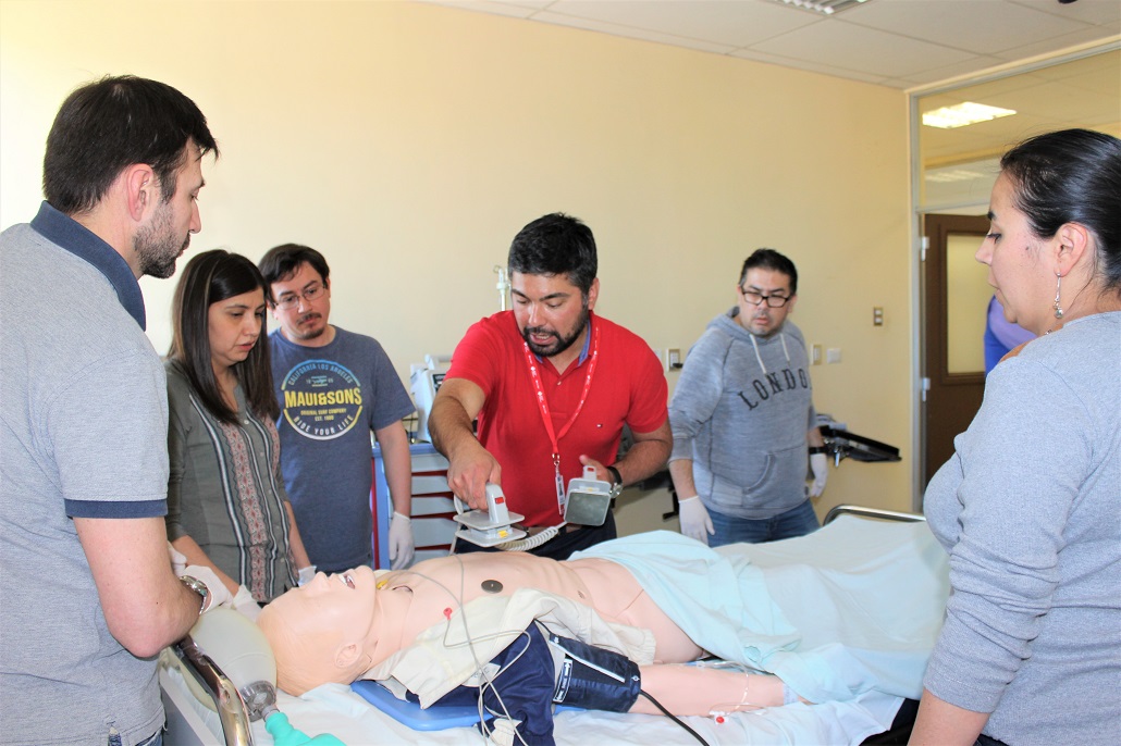 Salud Magallanes y UMAG trabajan en formación de monitores con miras a un futuro Centro certificado AHA
