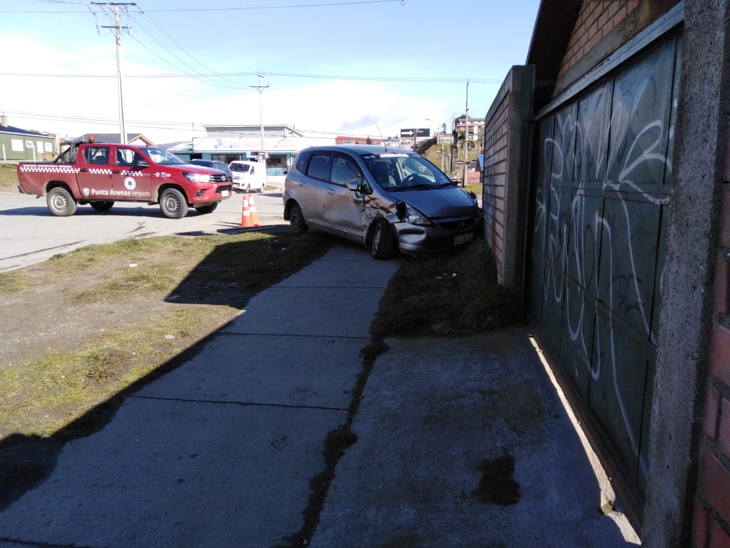 Choque vehicular sin lesionados hoy en el Barrio Sur