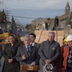Concejales Arturo Díaz, Germán Flores y Mauricio Bahamondez entregan carta al Presidente Piñera en Punta Arenas