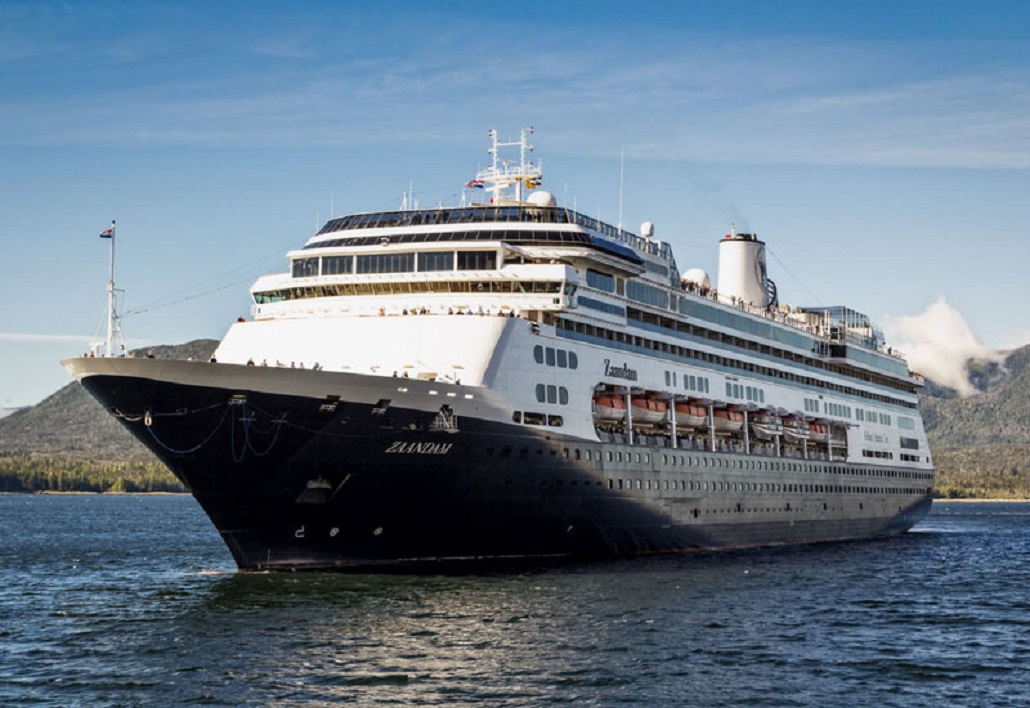 Este domingo arriba al puerto de Punta Arenas el crucero turístico Zaandam