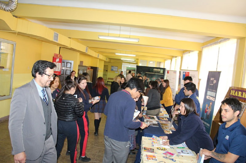 Octava Plaza de Justicia en el Liceo Sara Braun de Punta Arenas y con enfoque preventivo