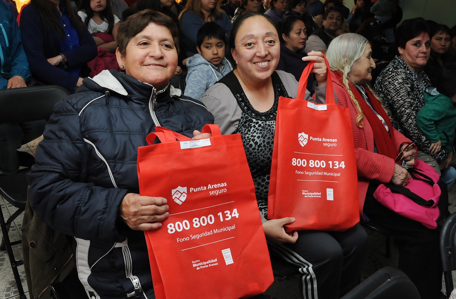 Más de 3.500 vecinos de Punta Arenas son beneficiados con nueva instalación de alarmas comunitarias