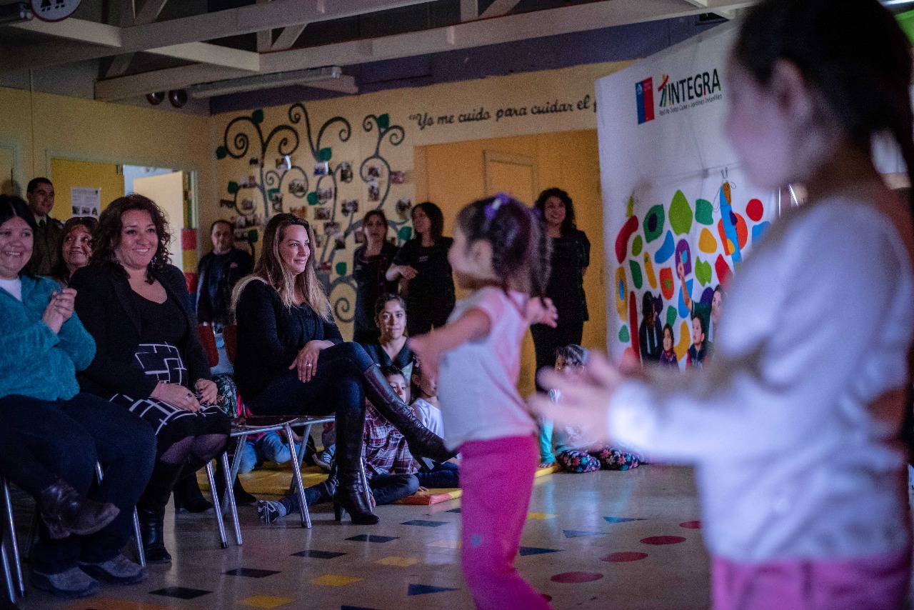 Jardín Infantil de Integra recibió de manos de la Intendenta María Teresa Castañón recursos para adquirir juegos didácticos