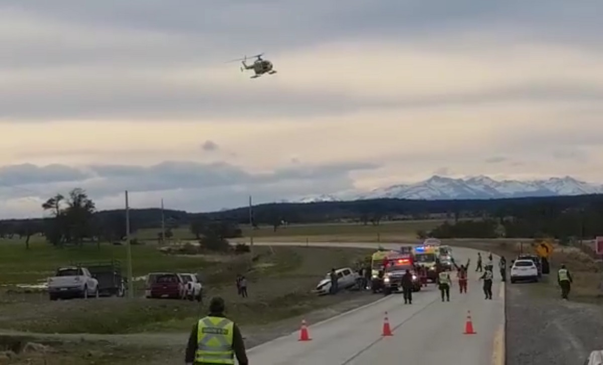 Un muerto y un lesionado grave en volcamiento ocurrido en el km 173 de la Ruta 9 norte cercano a Puerto Natales