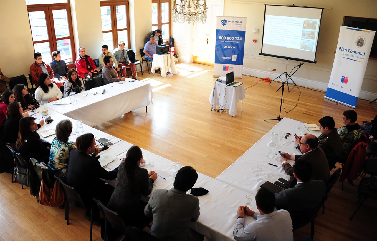 Consejo Comunal de Seguridad se manifestó a favor de continuar con patrullaje comunitario nocturno en Punta Arenas
