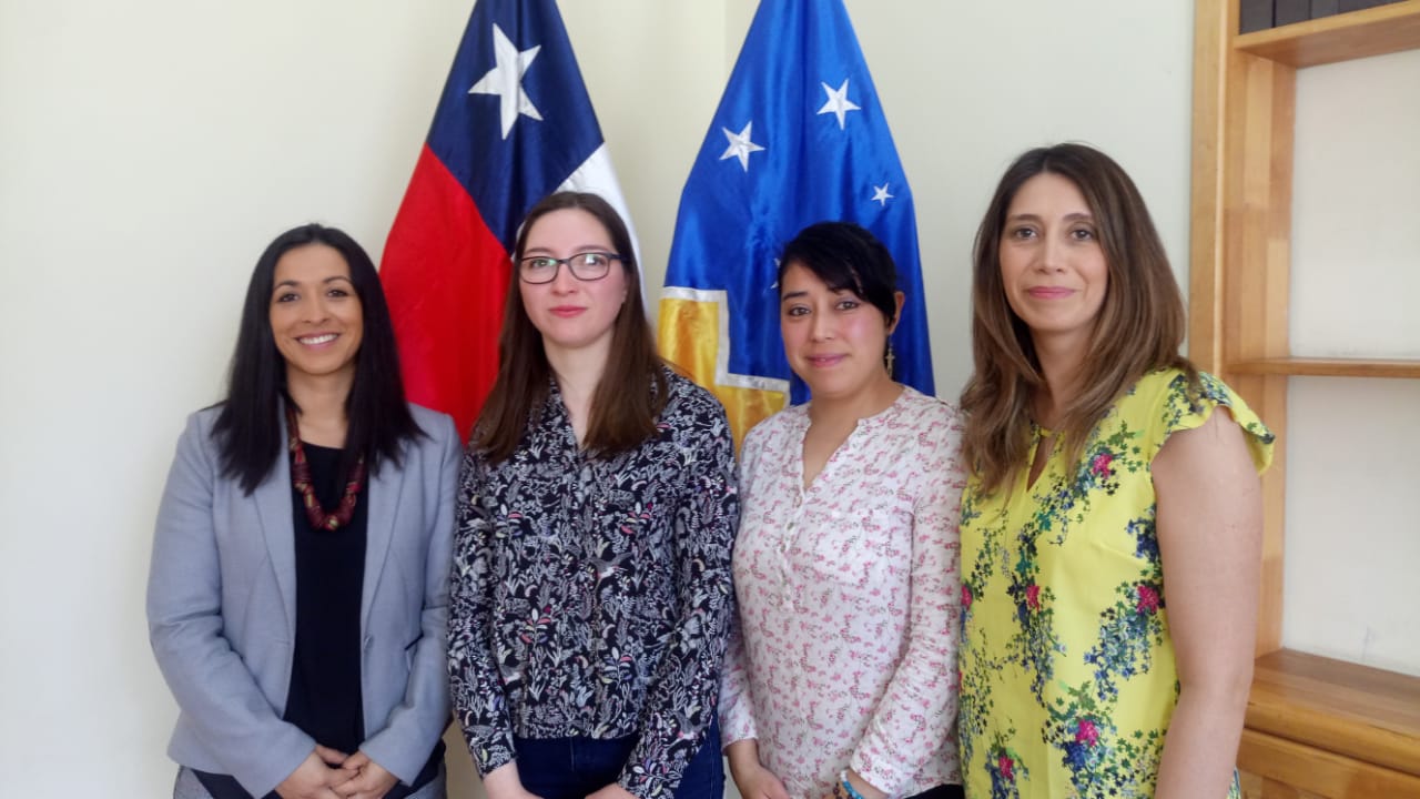 Seremi de Gobierno, Alejandra Muñoz Quiroz  se reúne con las dirigentas de la Agrupación Rincón Chileno