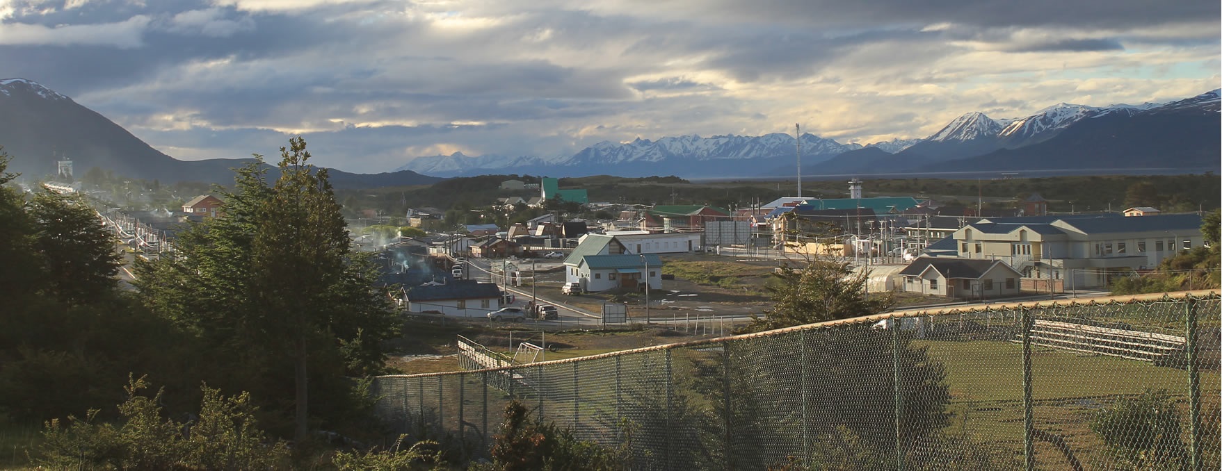 Municipio de Cabo de Hornos avanza en impulsar proyecto de PoliDeportivo de Puerto Williams