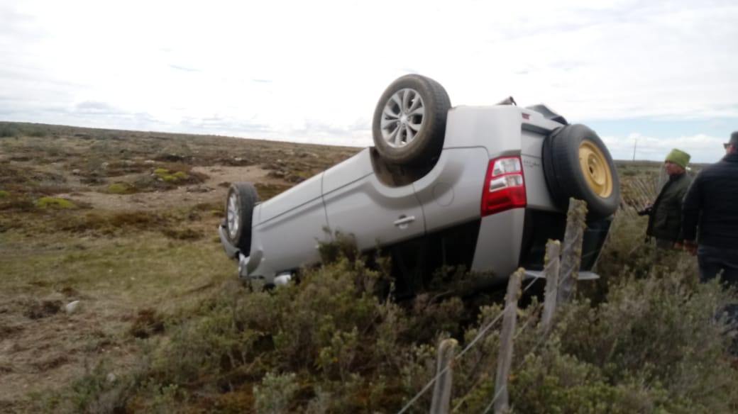 Cinco lesionados fue el saldo de un volcamiento camino a Punta Prat