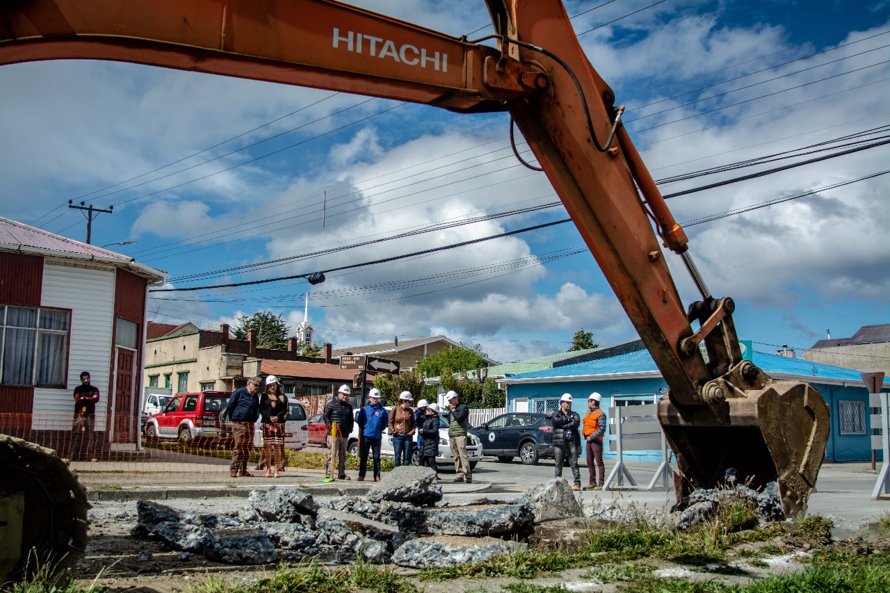 MINVU dio inicio a construcción de calle Fagnano-Pedro Borquez en Punta Arenas
