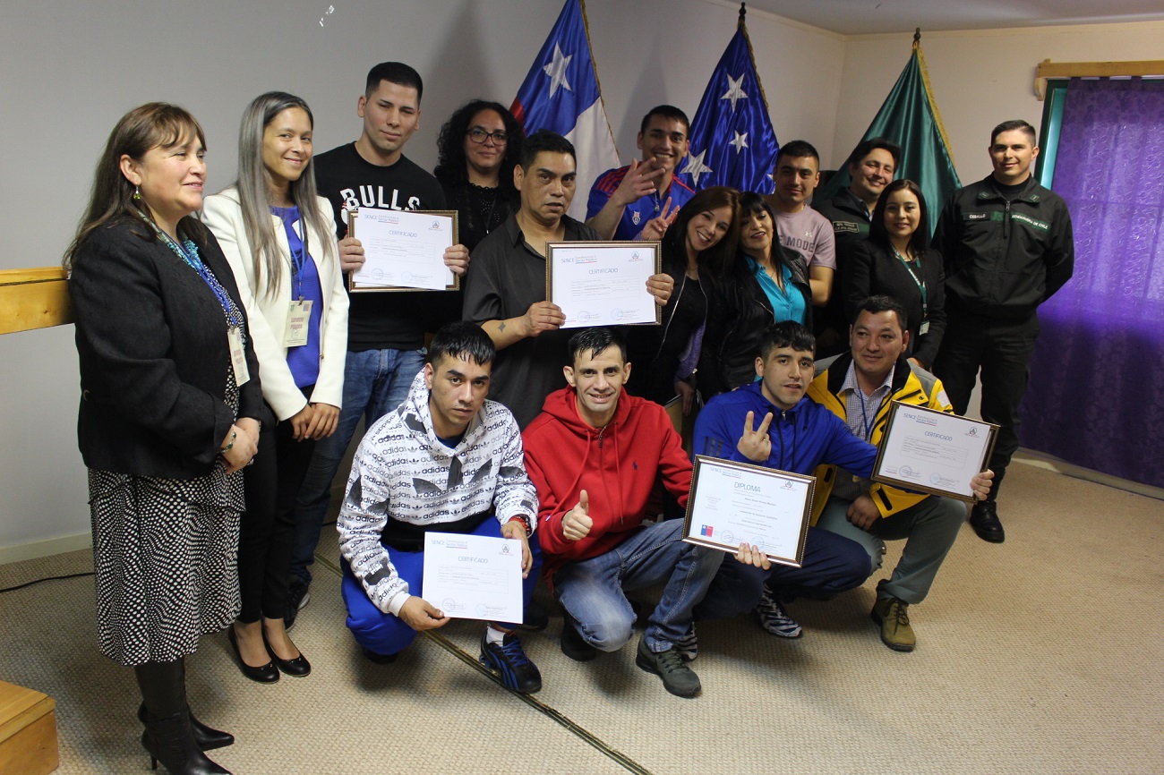 Internos de Recinto Penitenciario de Punta Arenas  concluyen con éxito curso que favorecerá su reinserción laboral