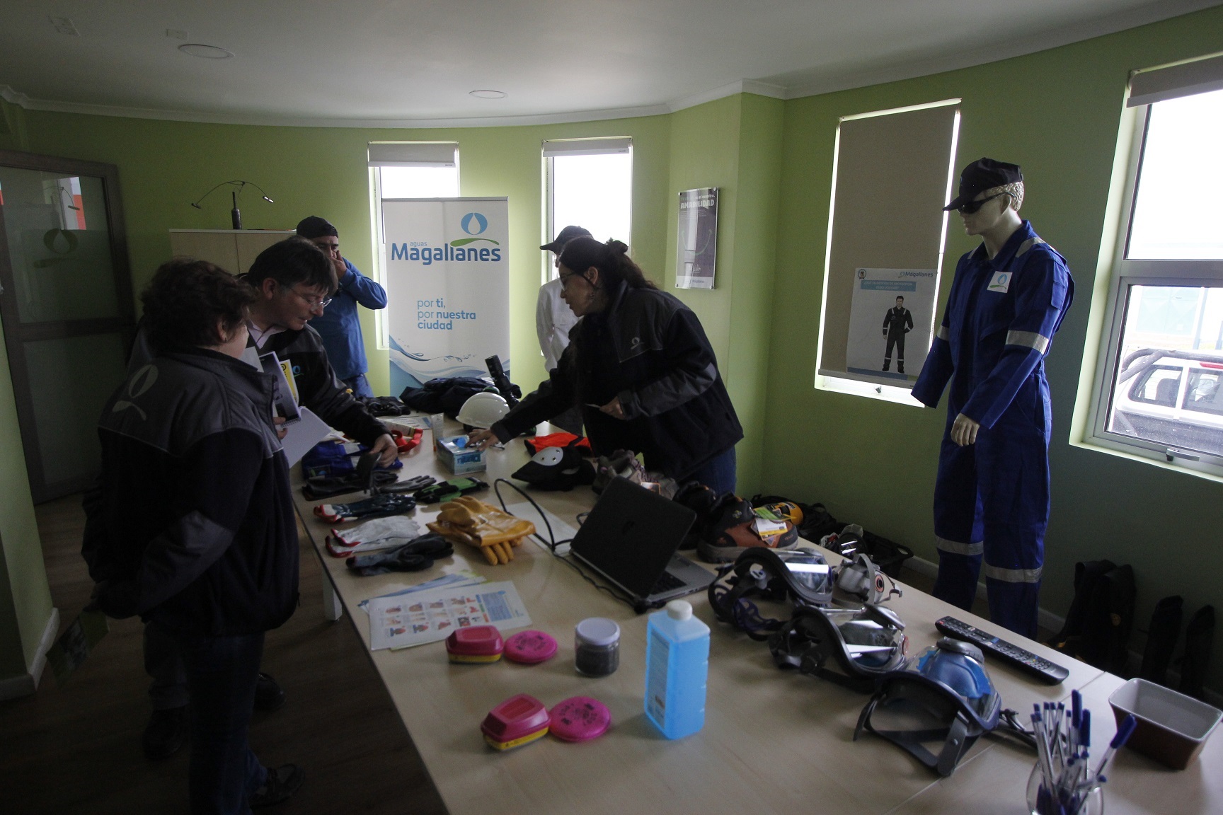 Aguas Magallanes promueve la Seguridad junto a sus trabajadores