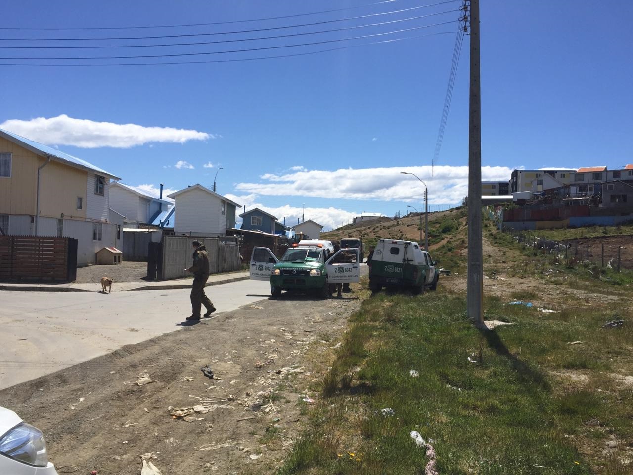 Carabineros detienen a dos personas que intentaron asaltar a un taxista en población Santos Mardones: persecución policial terminó en población Nelda Panicucci