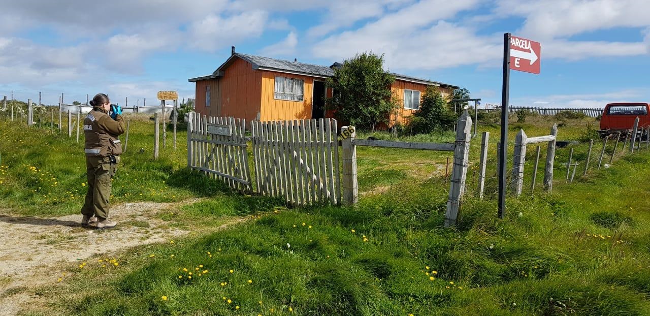 Denuncian robo de regalos de Navidad en una parcela del sector de Ojo Bueno al norte de Punta Arenas