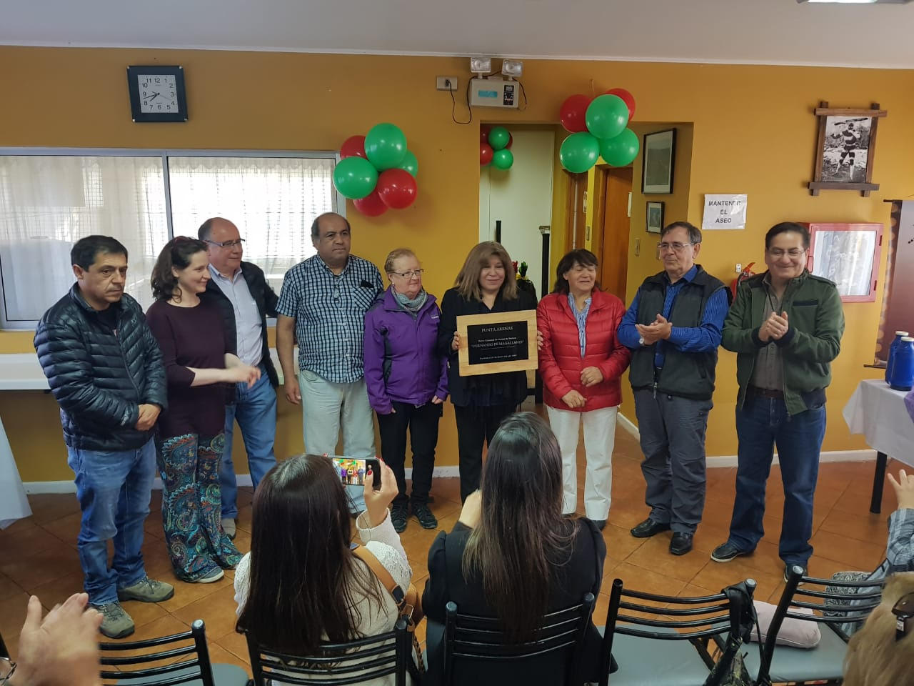 Entrega de placas identificatorias de Juntas de Vecinos, pertenecientes a la Unión Comunal “Hernando de Magallanes” de Punta Arenas