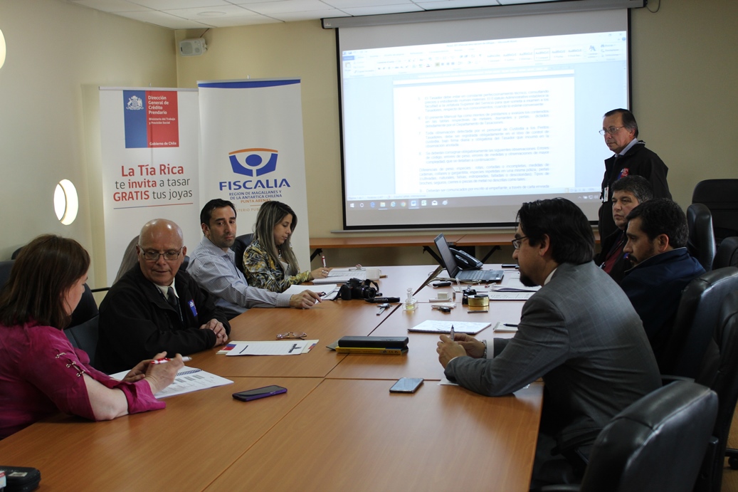 Con el fin de perfeccionar la persecución penal: Unidad de  Análisis Criminal y Focos Investigativos se capacita en identificación especializada de joyas de gran valor y alhajas en general