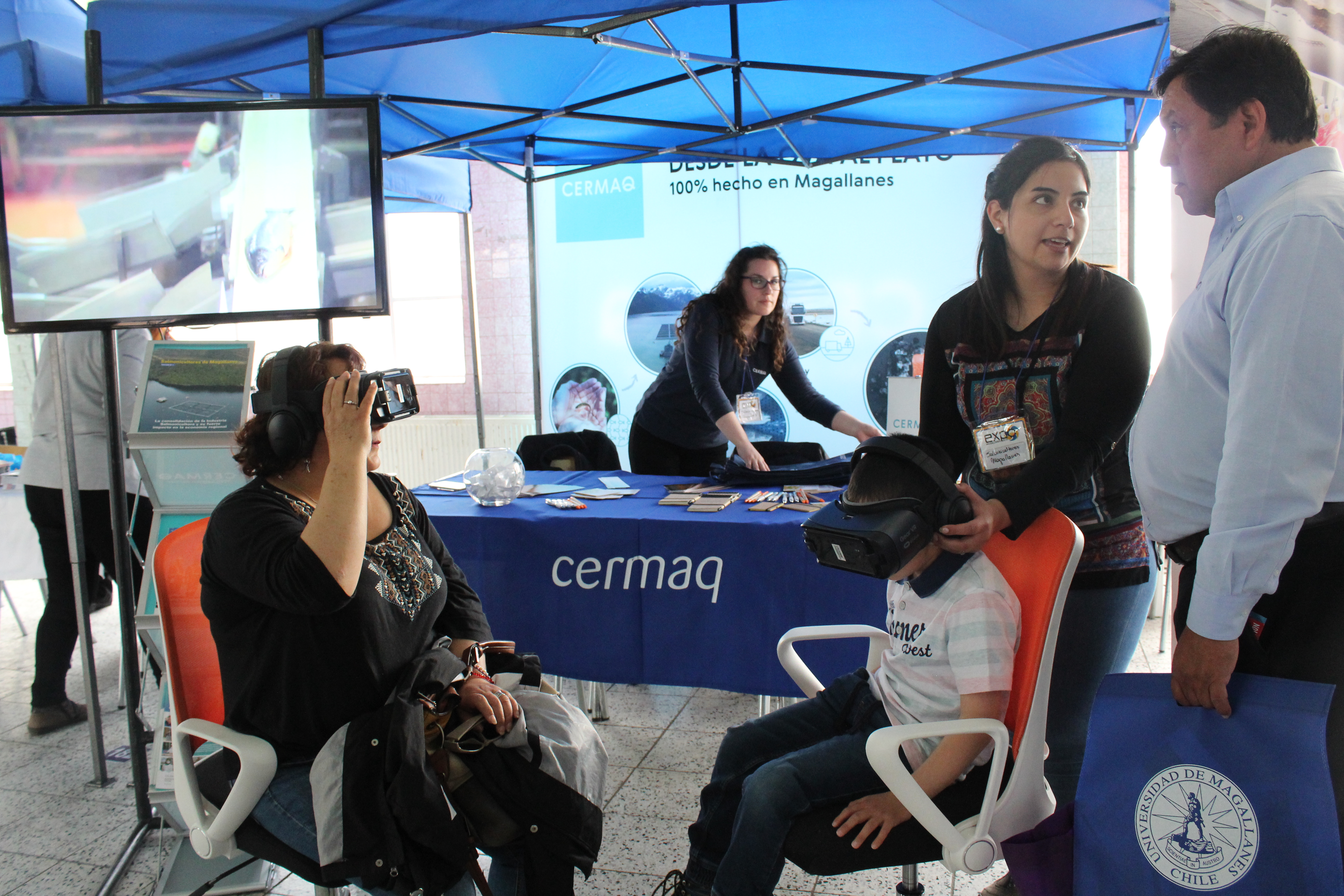 Empresas salmonicultoras se sumaron a la Expo Magallanes 2019 con degustaciones y realidad virtual