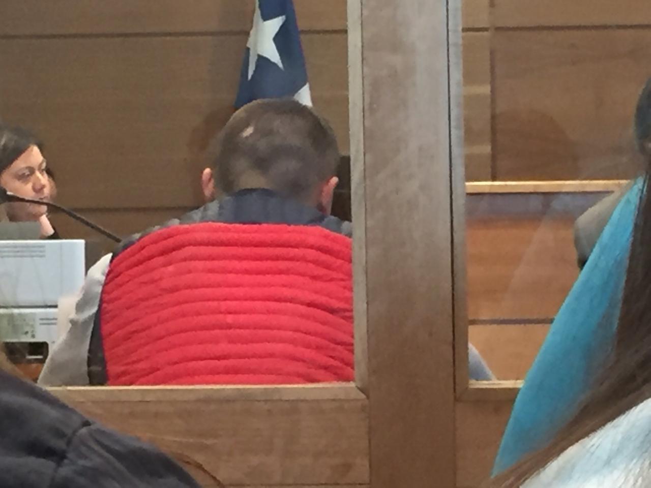 Adolescente que asaltó a un almacenero en población Archipiélago de Chiloé fue capturado por Carabineros y enviado a internación provisoria