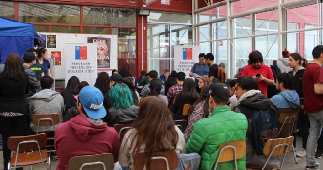 Más de cien jóvenes accedieron a la toma del Test Rápido de VIH en actividad coordinada por Sector Salud de Magallanes