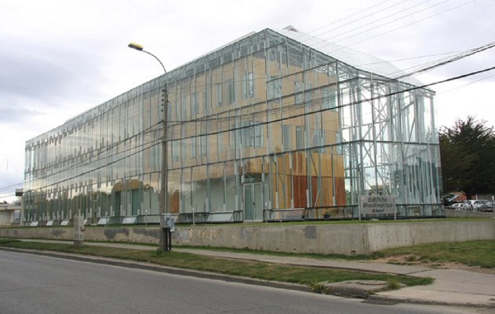 Funcionarios de la SEREMI de Salud plantean su descontento por despido injustificado