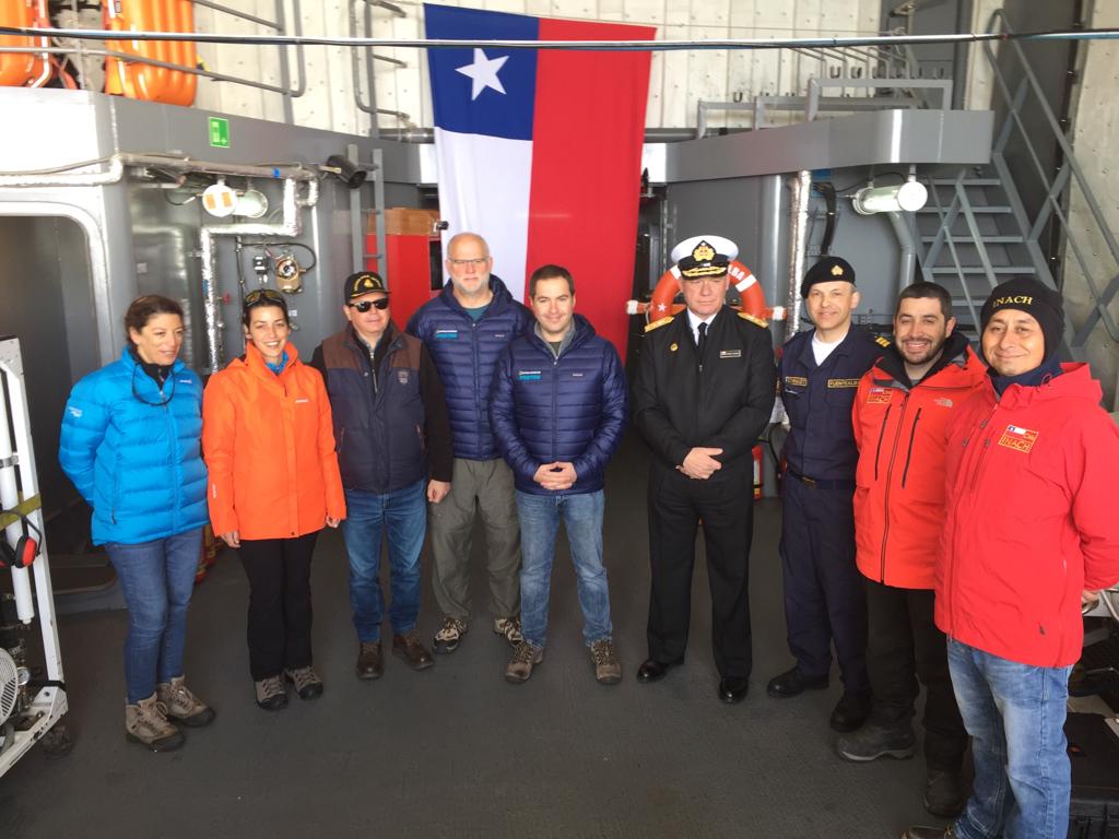 Institutos Antárticos de Argentina y Chile realizan expedición científica junto a National Geographic para investigar mares antárticos con apoyo de OPV «Fuentealba» de la III Zona Naval