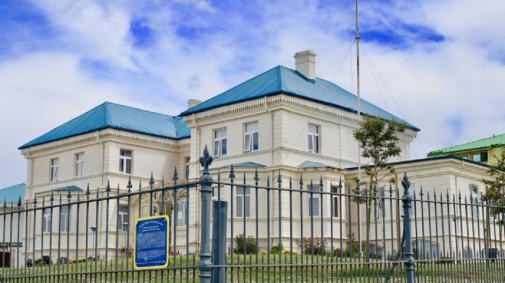 61 ex presos políticos de Magallanes y familiares, presentaron querella por detención y tortura en la Corte de Apelaciones de Punta Arenas