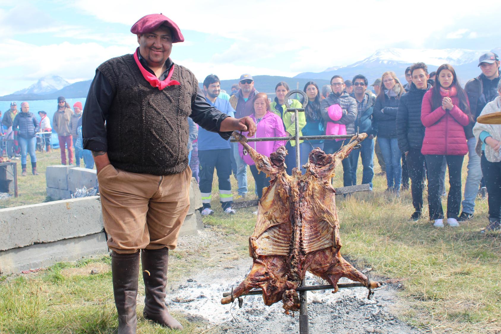 Se celebró la Fiesta del Cordero en Puerto Natales organizada por el Club de Jineteadas Rigor y Coraje