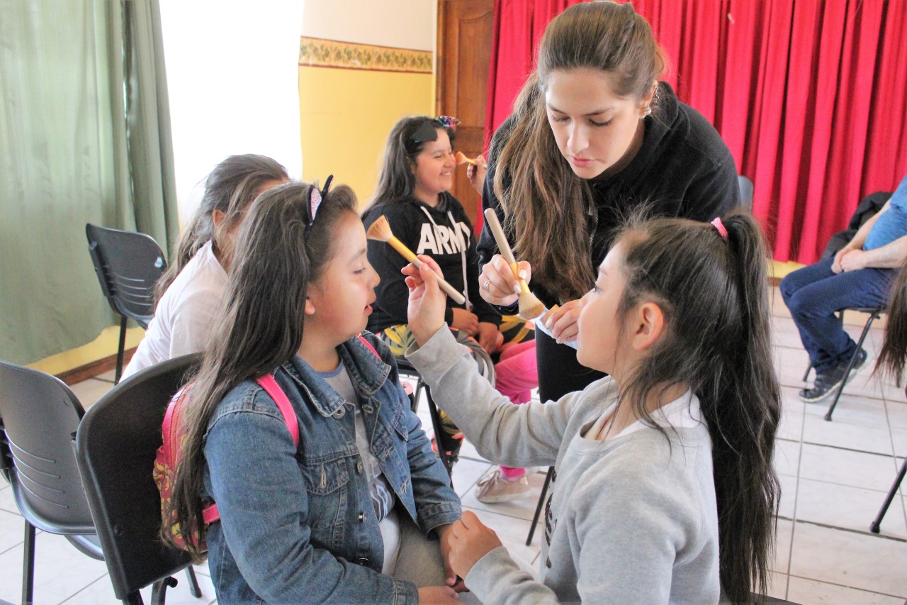 Entre el lunes 4 y el viernes 8 niños de población El Pingüino accederán a actividades culturales y deportivas en su barrio