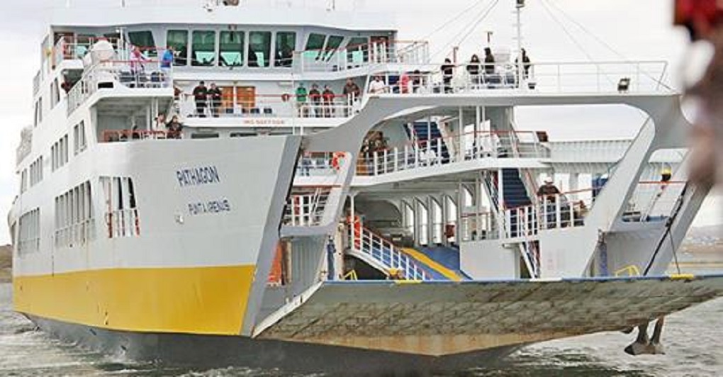 Transbordador TABSA a Porvenir suspendió cruce del Estrecho de Magallanes por fuertes vientos