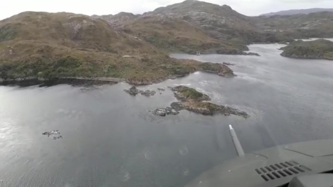 Aeronaves de la FACH y Carabineros buscan una persona extraviada cerca de isla Santa Inés a 182 kilómetros al suroeste de Punta Arenas