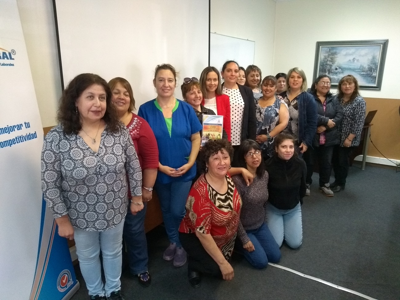 Autoridades lanzan primera feria de empleo virtual para mujeres en Magallanes