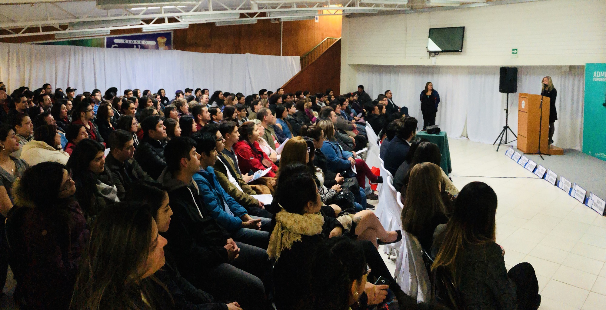 Instituto Santo Tomás de Punta Arenas da la bienvenida a alumnos nuevos previo al inicio de clases