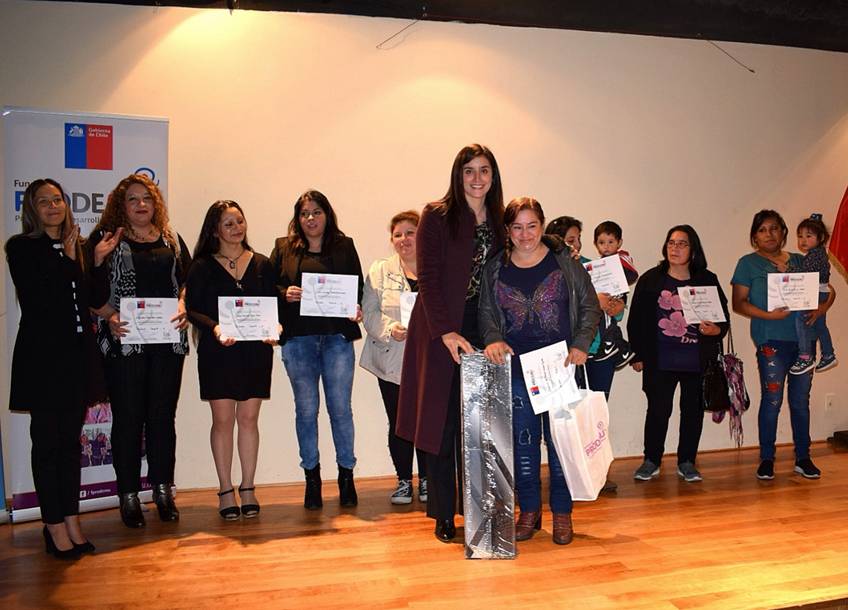 Mujeres magallánicas se capacitan en nuevas competencias laborales