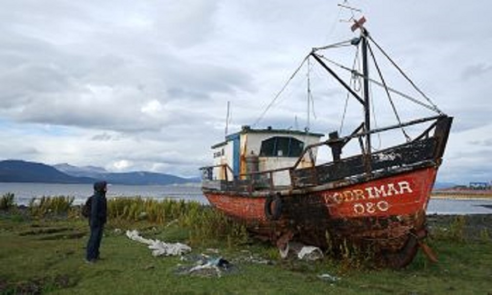 Avances en Ciencia en Magallanes: Estudio sobre embarcaciones artesanales de Puerto Williams busca el rescate del patrimonio local